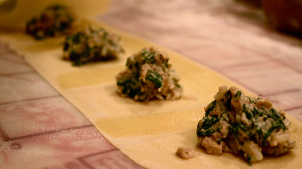 Italian food expert Julia della Croce suggested Benner try a Tuscan sheep's cheese, or pecorino Toscano, for the filling.