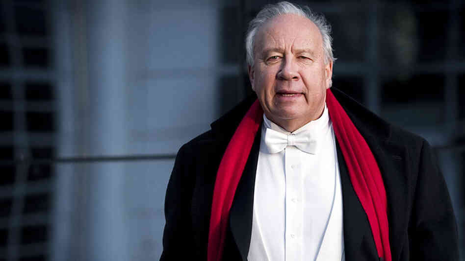 Septuagenarian conductor Neeme Järvi brings youthful vigor to an album of brilliant pieces by Saint-Saëns.