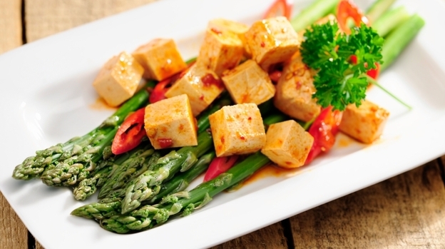 Asparagus and tofu (iStockphoto.com)