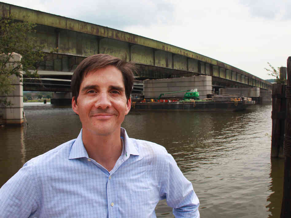 Scott Kratz, a volunteer adviser for the park proposal, stands in front of the old 11th Street Bridge. He's optimistic that advocates can raise the funds needed to complete the project.