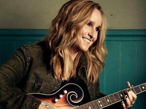 Melissa Etheridge.