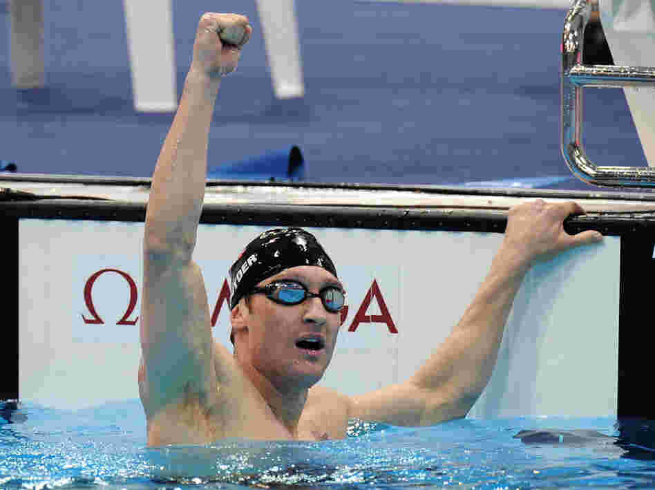 Bradley Snyder celebrates after winning gold in the 400-meter freestyle at the Paralympics in London on Friday. The Navy lieutenant won the event exactly one year after losing his sight in an explosion in Afghanistan.