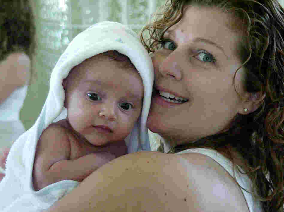 On Sept. 10, 2001, Shelli Wright emailed this photo of herself and her son, Graham, to her mother.