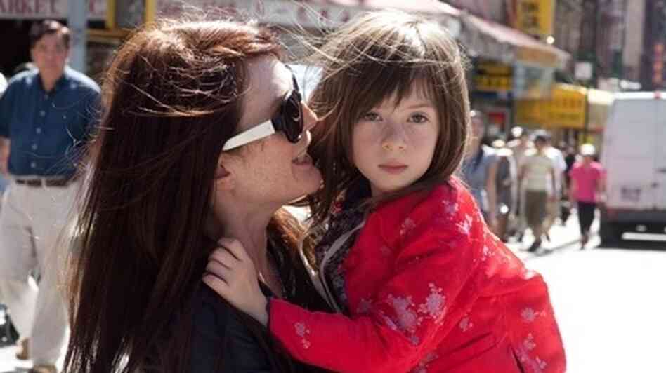 Julianne Moore and Onata Aprile star in What Maisie Knew. Julianne Moore and Onata Aprile star in What Maisie Knew.