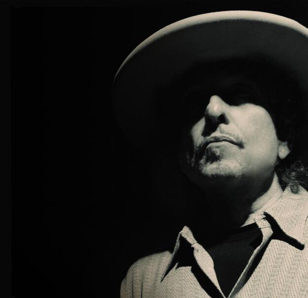 Bob Dylan's Tempest features 10 new songs with many feisty, baffling, sometimes beautiful moments.