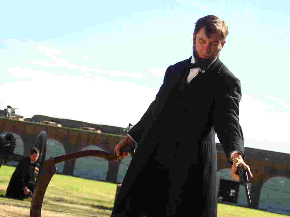 Our 16th president takes on the undead in The Asylum's Abraham Lincoln Vs. Zombies. 