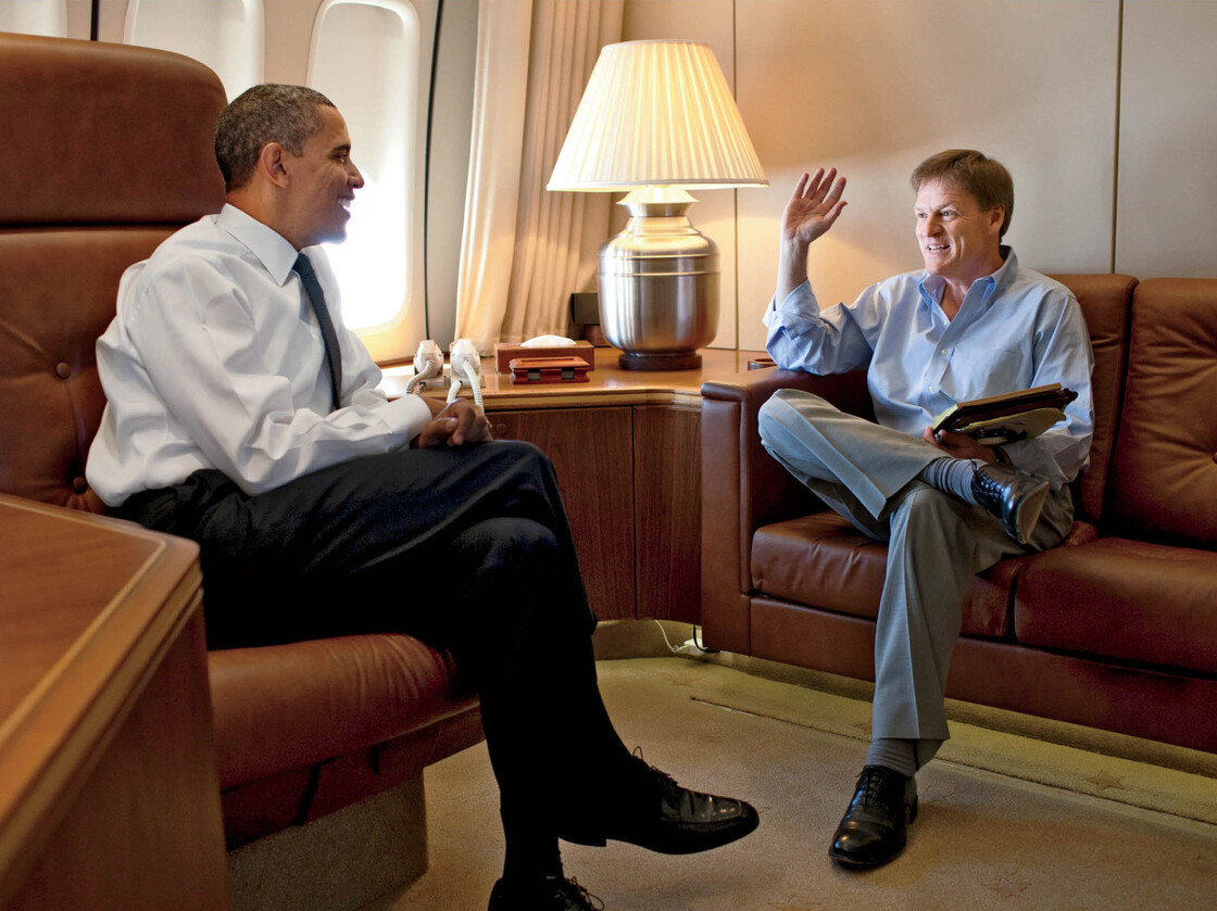 In this photo from the October issue of Vanity Fair, writer Michael Lewis interviews Obama.