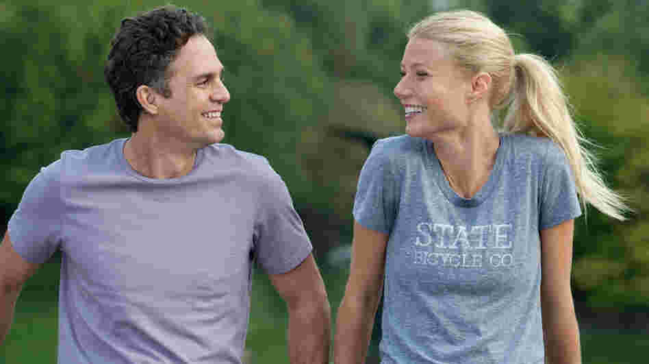 Mark Ruffalo and Gwyneth Paltrow in Thanks For Sharing.