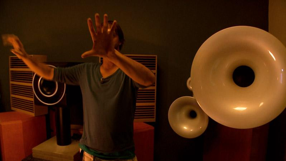 Dependent and Happy, the latest full-length album from electronic producer Ricardo Villalobos, comes out Sept. 25.