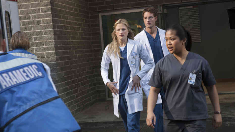 Mamie Gummer stars as the title character in Emily Owens, M.D., the best new show on broadcast television this fall.