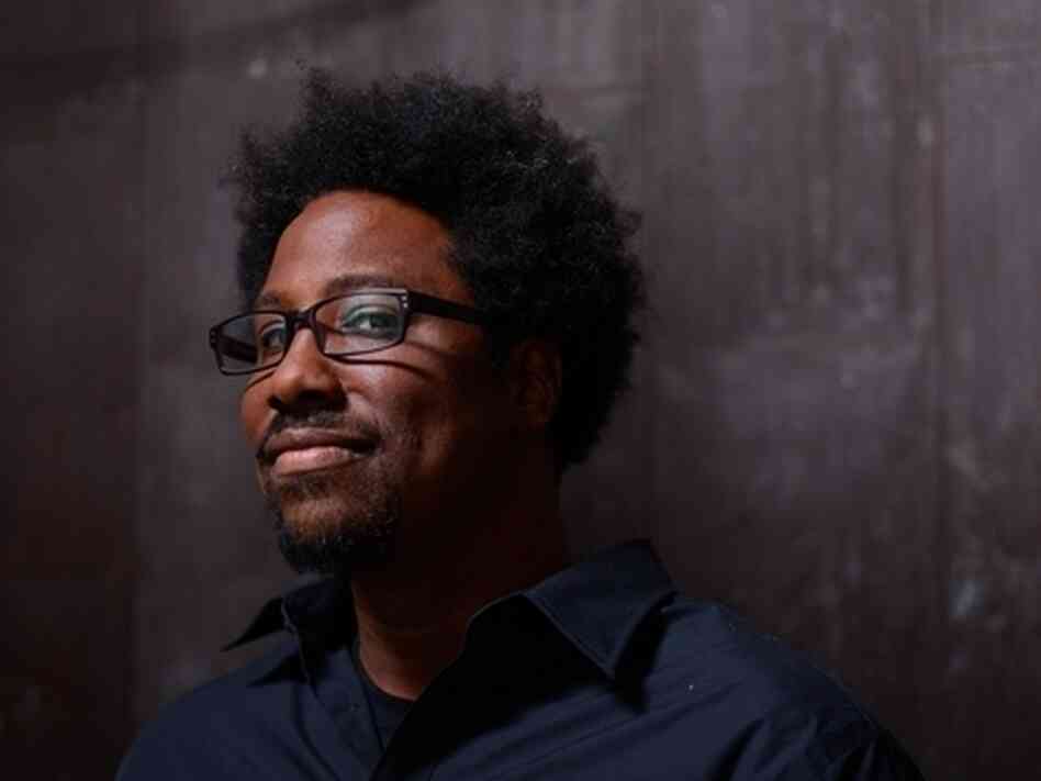 W. Kamau Bell's new FX weekly series Totally Biased mixes standup, sketches and interviews.