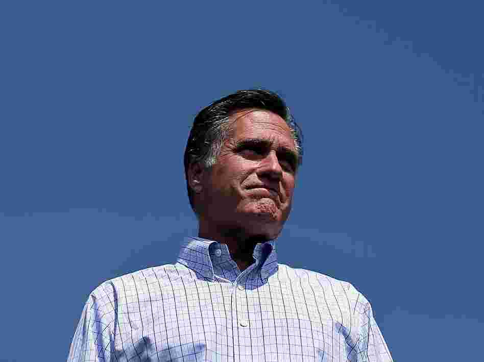 Republican presidential candidate Mitt Romney campaigns at Van Dyck Park September 13, 2012 in Fairfax, Virginia.