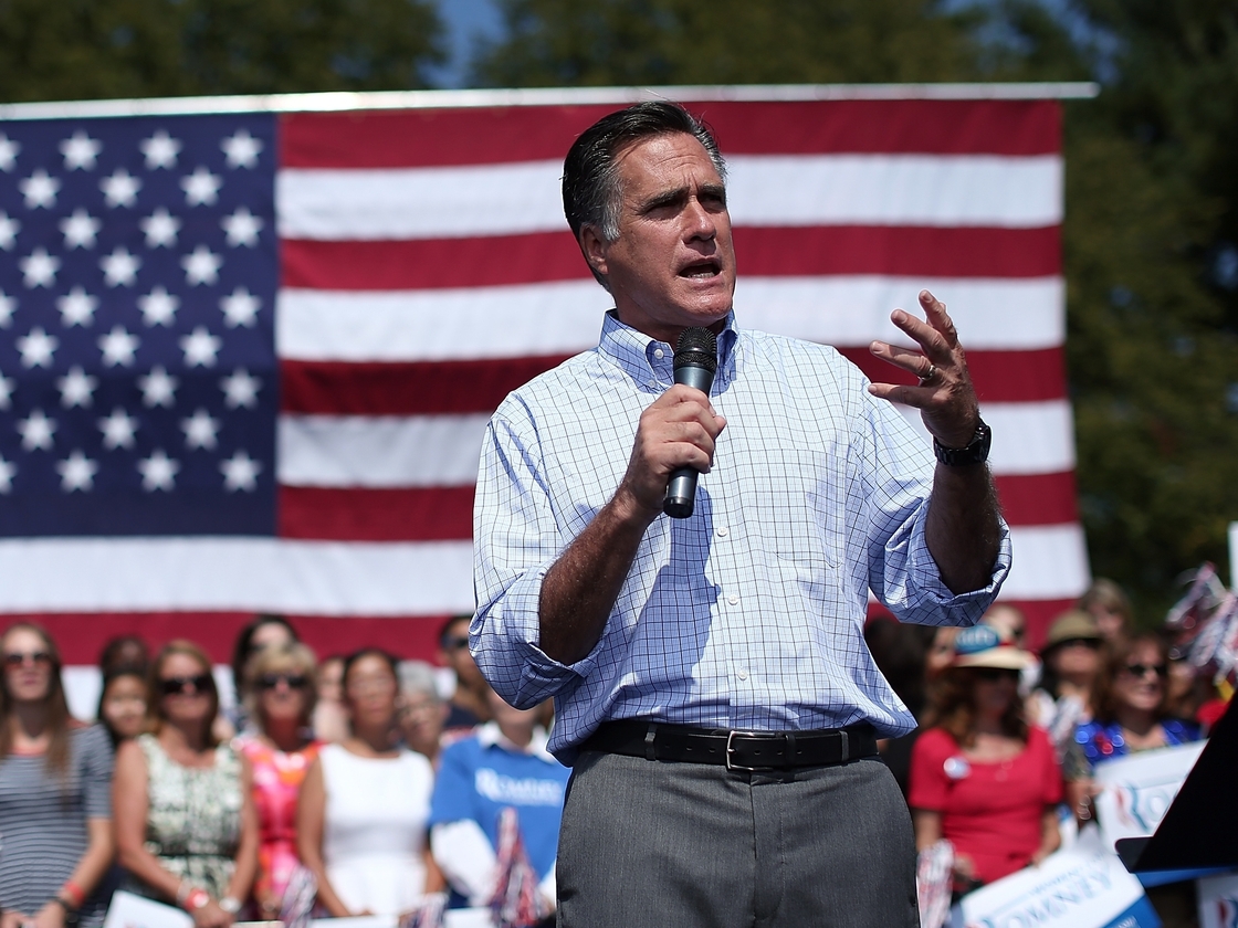Republican presidential candidate Mitt Romney campaigns at Van Dyck Park September 13, 2012 in Fairfax, Virginia.