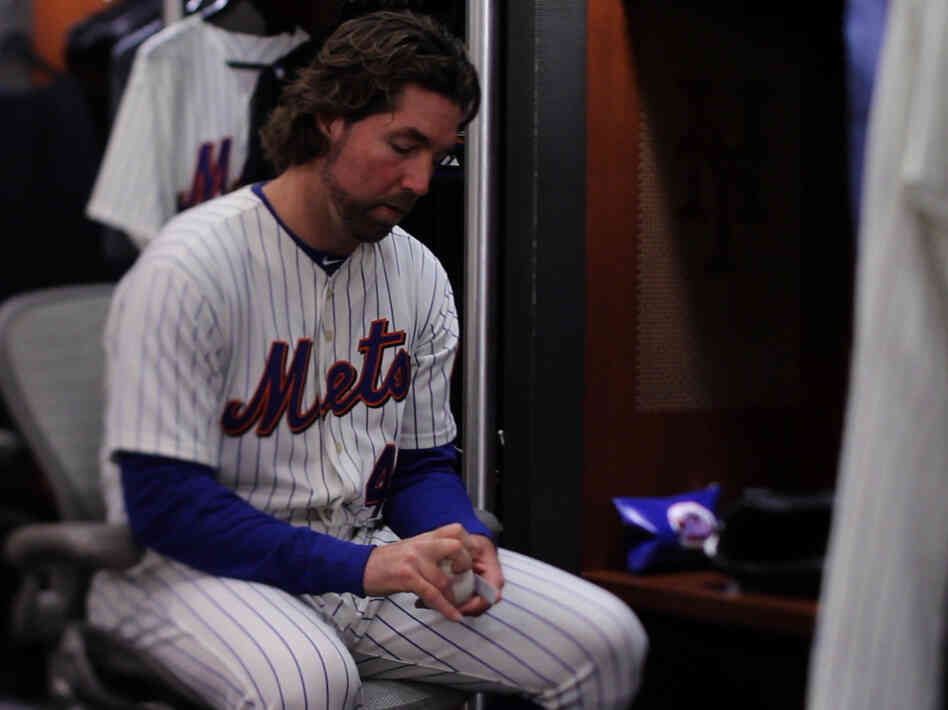 Knuckleball! also features the only other active knuckleball pitcher during the 2011 season: R.A. Dickey of the New York Mets.