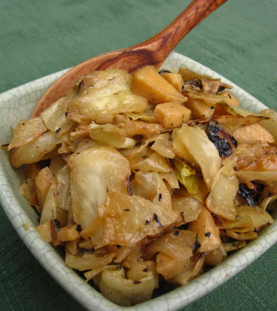 Grilled Cabbage And Apple Slaw Grilled Cabbage And Apple Slaw