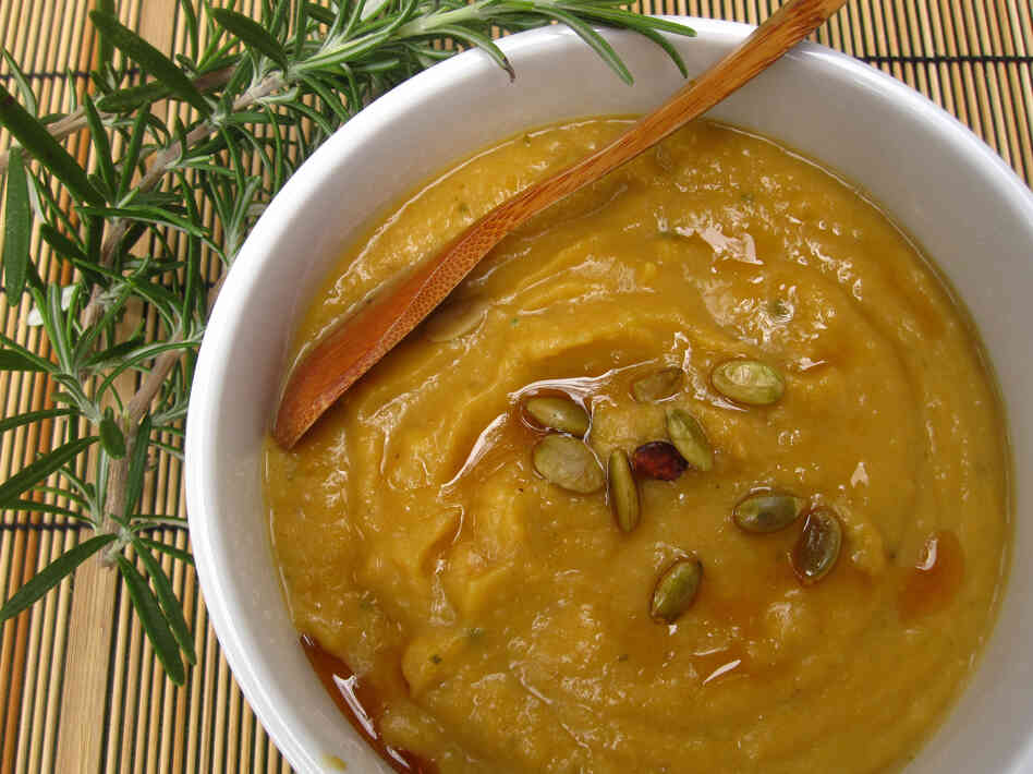 Roasted Apple And Squash Soup