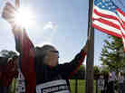 Teacher Patty Westcott pickets outside Clissold Elementary School in Chicago on Tuesday.