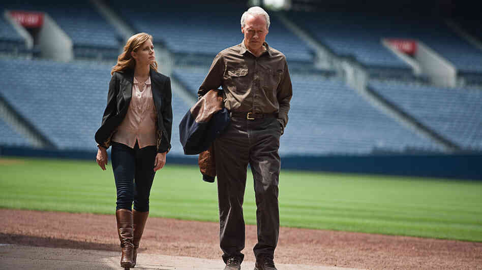 Mickey (Amy Adams), a successful lawyer, reluctantly hits the road to assist her father (Clint Eastwood), an Atlanta Braves baseball scout whose eyesight has begun to fail. Mickey (Amy Adams), a successful lawyer, reluctantly hits the road to assist her father (Clint Eastwood), an Atlanta Braves baseball scout whose eyesight has begun to fail.
