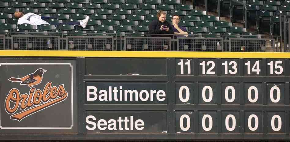 Fans were few and far-between (and possibly not awake) as the Orioles-Mariners game went on and on in Seattle.