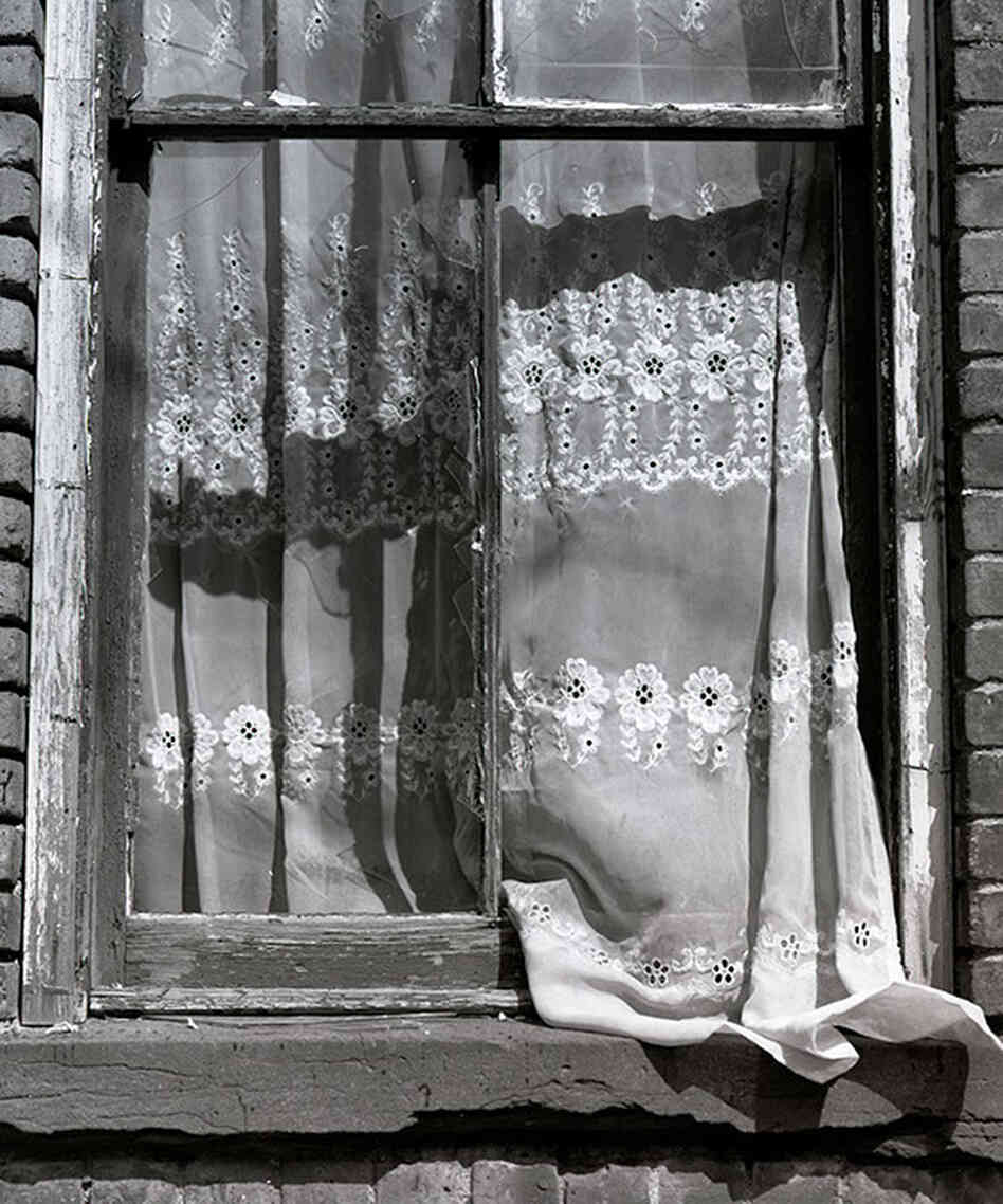 Photos from the book Newburgh: Portrait of a City by Dmitri Kasterine