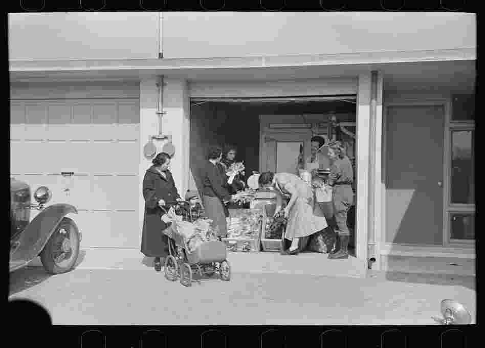 A temporary consumer's cooperative in a garage run by Nathan Dubin. The homesteaders had their own kosher meat shop and grocery.