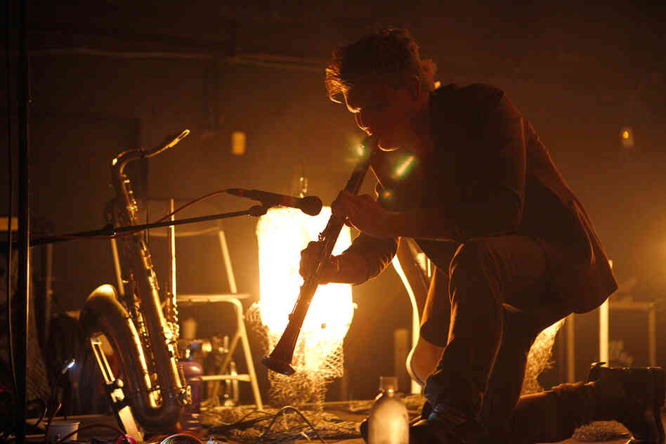 For this performance, the group highlighted cuts from Grizzly Bear's latest album, the richly layered Shields. Bassist and multi-instrumentalist Chris Taylor adds clarinet to the mix.
