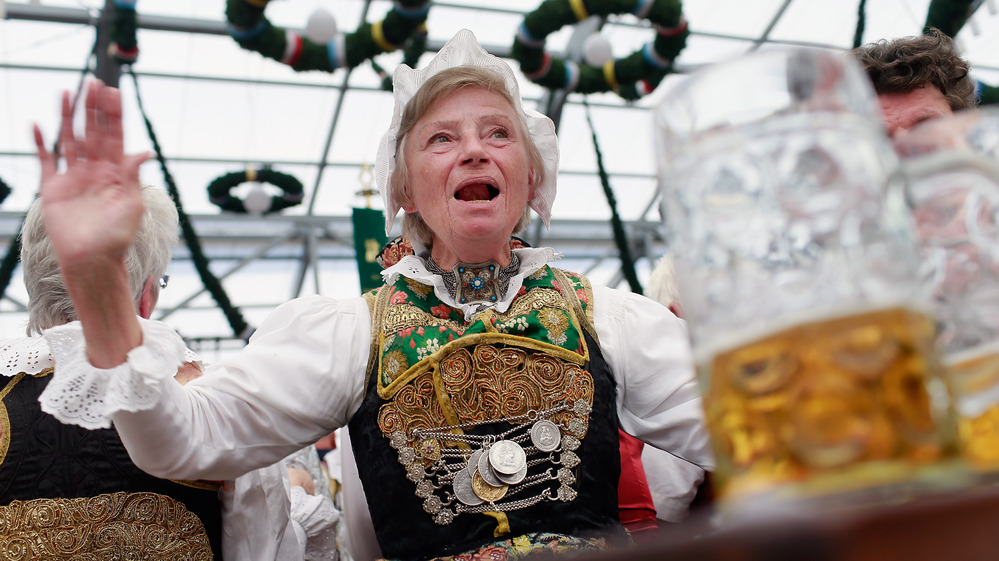 A common Oktoberfest practice is to serenade one's glass of hoppy goodness. Start learning the songs in this mix so you won't feel left out.