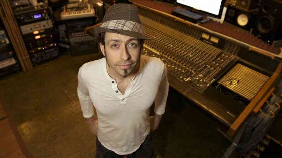 The Analog Players Society was assembled by a producer and percussionist in his mid-30s who calls himself Amon.
