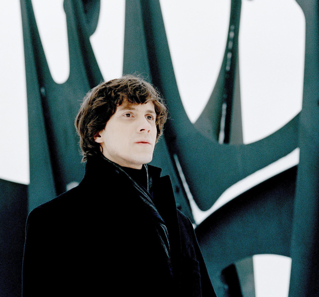 Another solid album from Polish pianist Rafał Blechacz shows he's an artist of distinction.