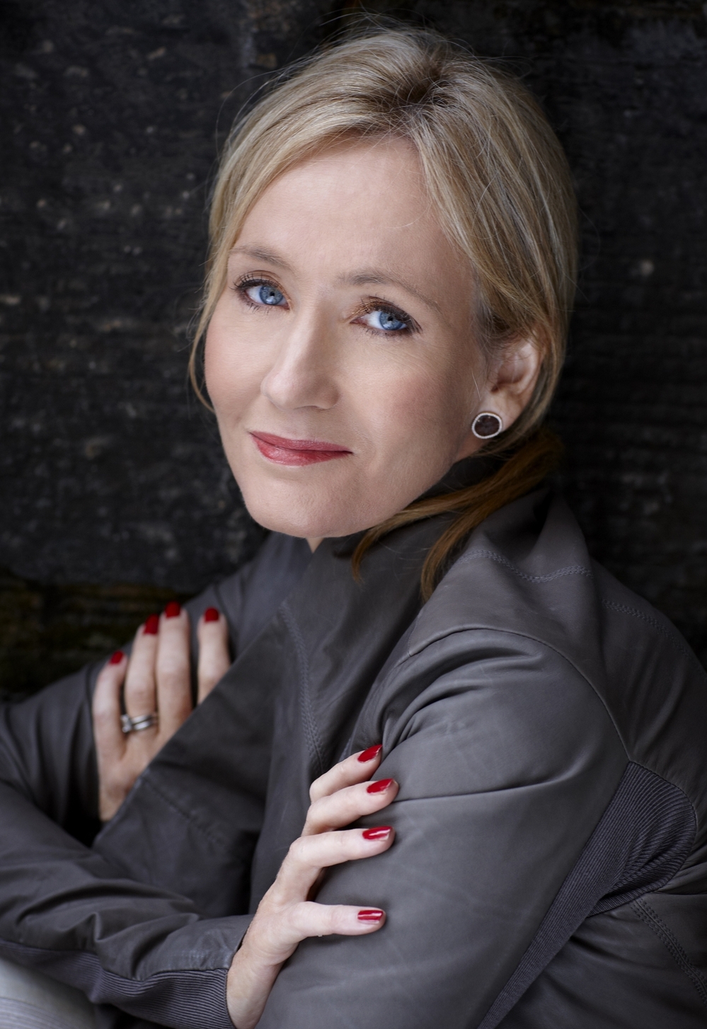 J.K. Rowling is taking her first steps into the world of adult literature after the immense success of the Harry Potter series.