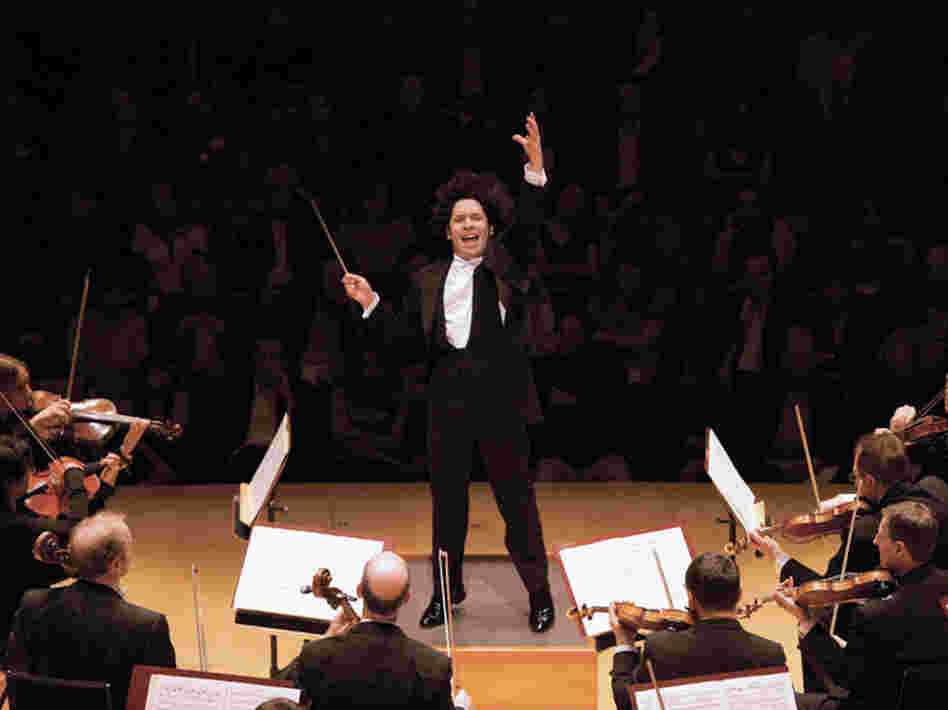 Conductor Gustavo Dudamel and the Los Angeles Philharmonic.
