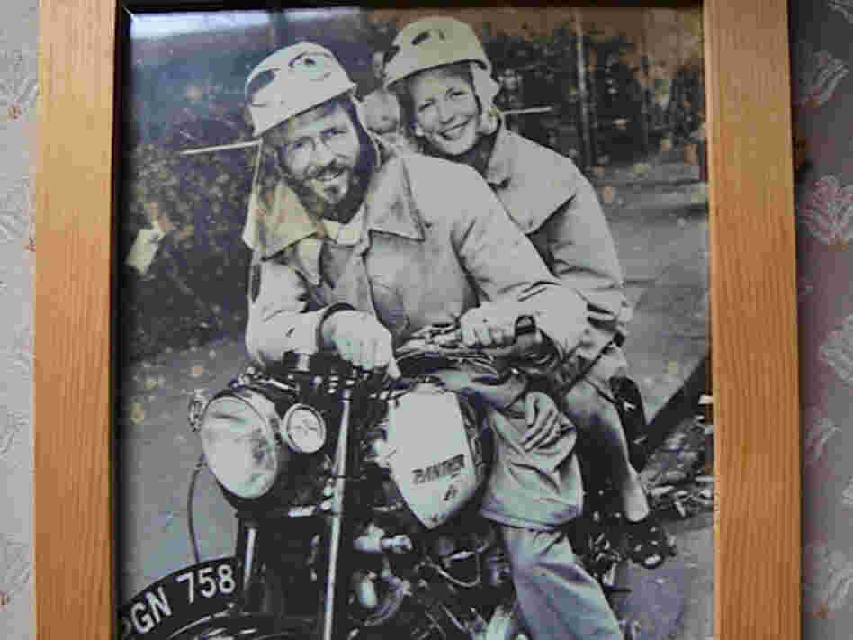 Geoff Mack, who wrote "I've Been Everywhere," and his wife, Tabby Garmisch, take to the road. Geoff Mack, who wrote "I've Been Everywhere," and his wife, Tabby Garmisch, take to the road.