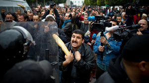 Food_riot_wide-5ac93fb3df821987c05abd26a3b12660caf0d588-s2