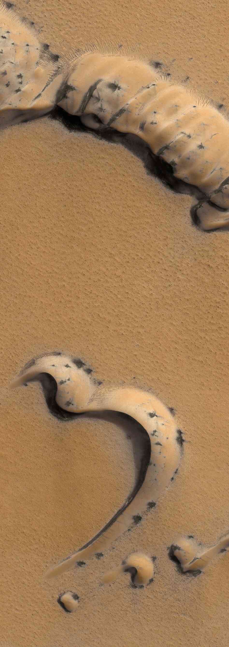 Sand ridges, closer in. Sand ridges, closer in.