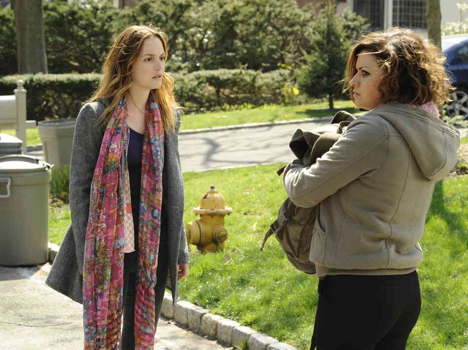After a broken engagement, Nina Ostroff (Leighton Meester) has an affair with Vanessa's (Alia Shawkat) father. After a broken engagement, Nina Ostroff (Leighton Meester) has an affair with Vanessa's (Alia Shawkat) father.