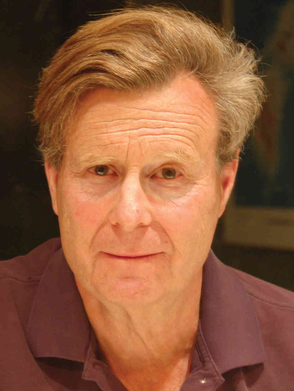 Mark Helprin's previous books include A Soldier of the Great War, Refiner's Fire and Winter's Tale.
