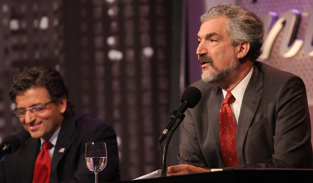 Daniel Pipes (right) and Dr. M. Zuhdi Jasser argue against the motion, 