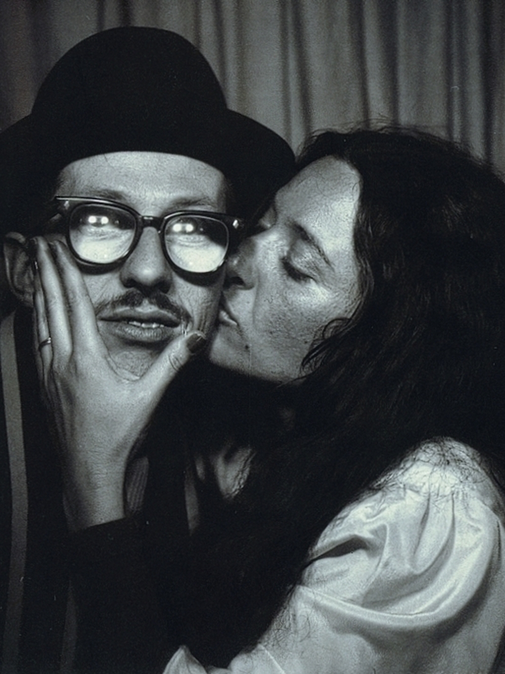 Robert Crumb and Aline Kominsky Crumb are comics artists. Together, they produced the autobiographical series Dirty Laundry Comics.
