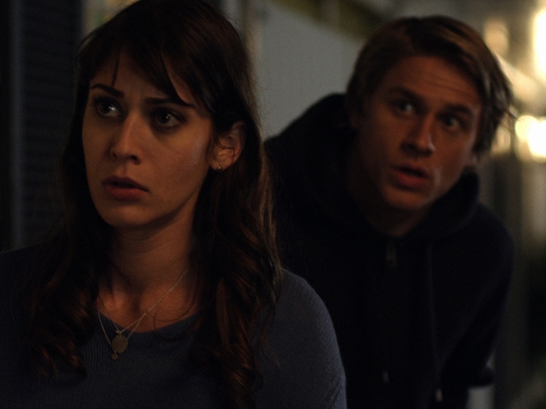 When he returns to L.A. to see his family, Frank meets Lassie (Lizzy Caplan), a woman who has almost as many relationship issues as he does.