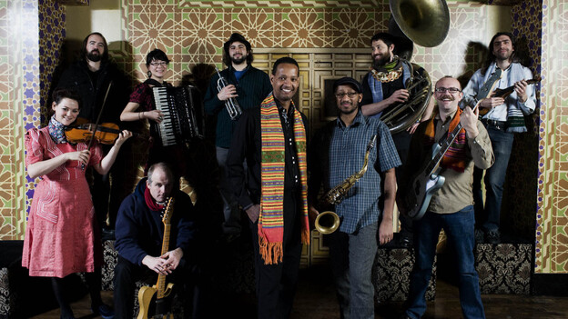 Debo Band.