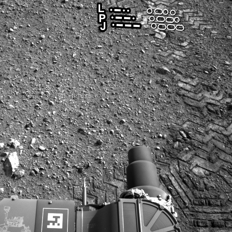 Curiosity's tracks with Morse code highlighted.
