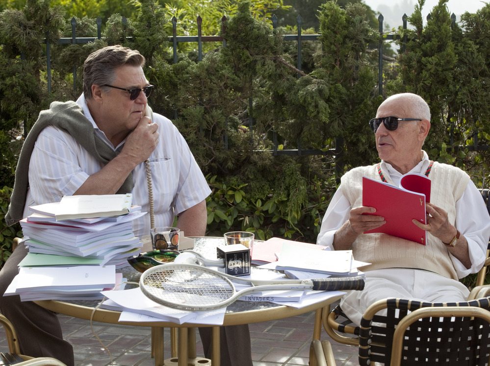 Hollywood veterans John Chambers (John Goodman) and Lester Siegel (Alan Arkin) agree to help the CIA stage a fake movie production.