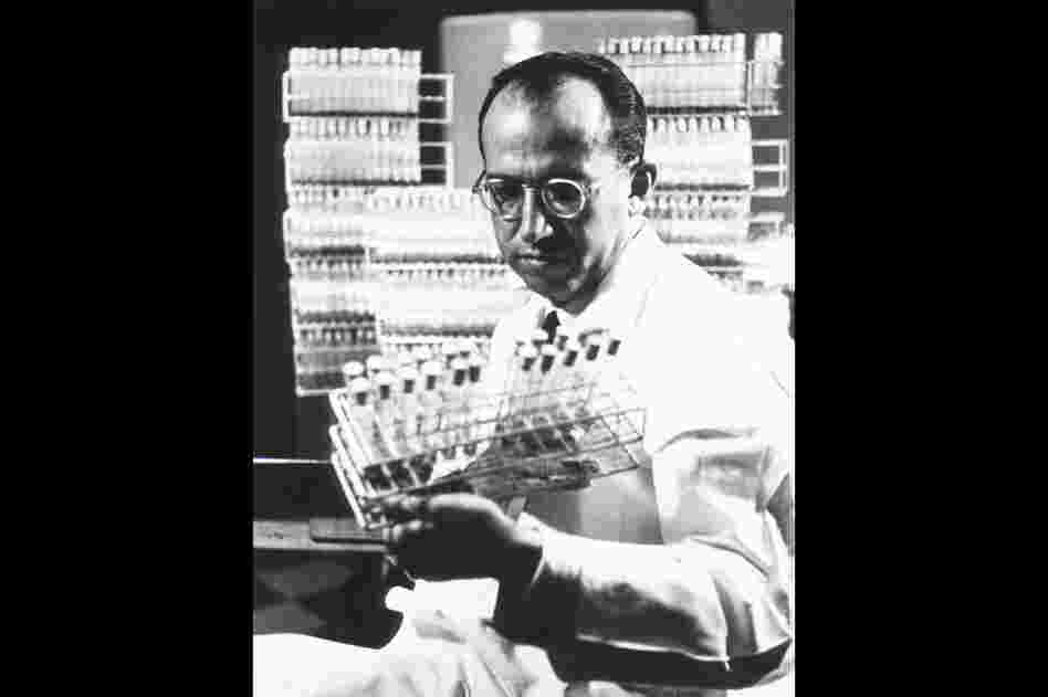 On April 12, 1955, Dr. Jonas Salk and his research team at the University of Pittsburgh released the first successful vaccine for polio. In 1979, the U.S. reported its last case of the paralyzing virus.