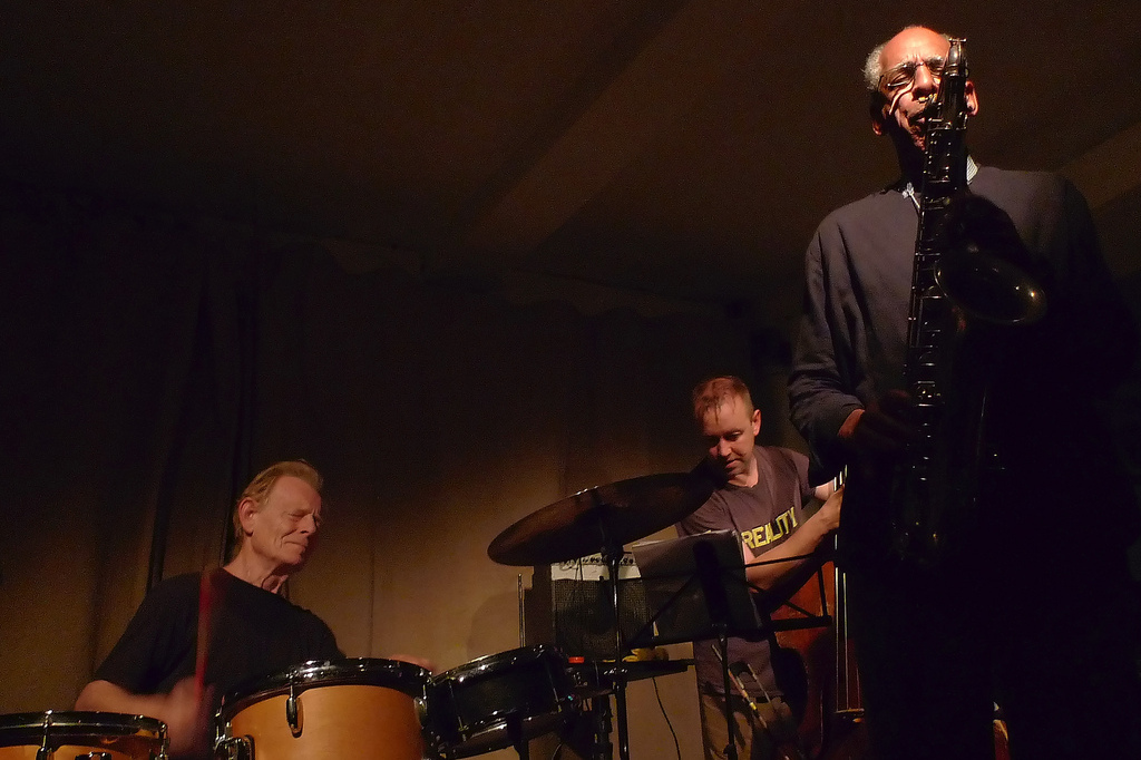 The late John Tchicai (right) performs in London in 2010, with drummer Tony Marsh and bassist John Edwards.