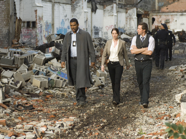 Cross, Monica Ashe (Rachel Nichols) and Tommy Kane (Edward Burns) race against the clock to find the sociopathic assassin.