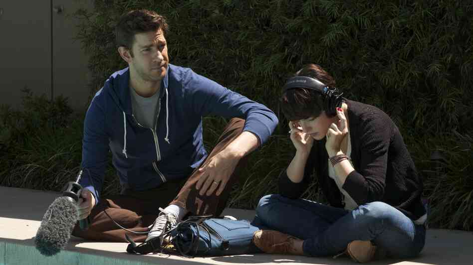 A married Hollywood sound man (John Krasinski) falls for his collaborator and house guest (Olivia Thirlby) in Nobody Walks, a messily mortifying study of emotional impulse. A married Hollywood sound man (John Krasinski) falls for his collaborator and house guest (Olivia Thirlby) in Nobody Walks, a messily mortifying study of emotional impulse.