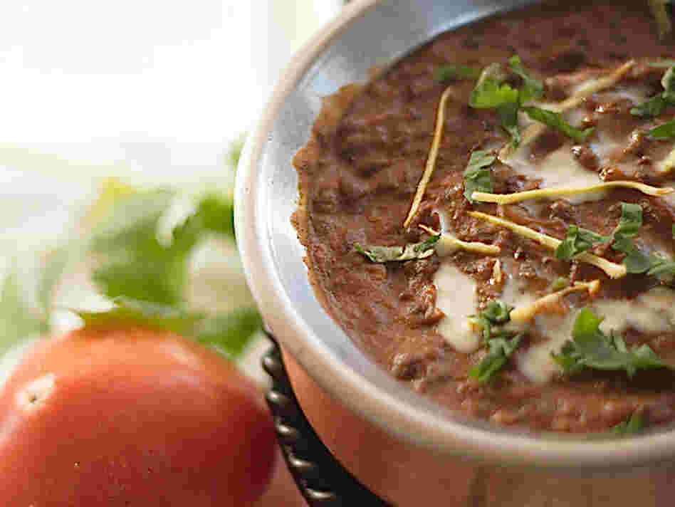 Creamy Black Gram Dal (Dal Makhani)