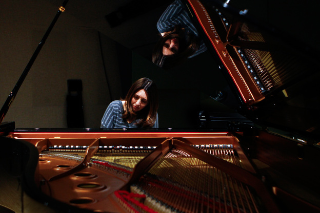 Simone Dinnerstein communes with the music of J.S. Bach at the NPR studio.