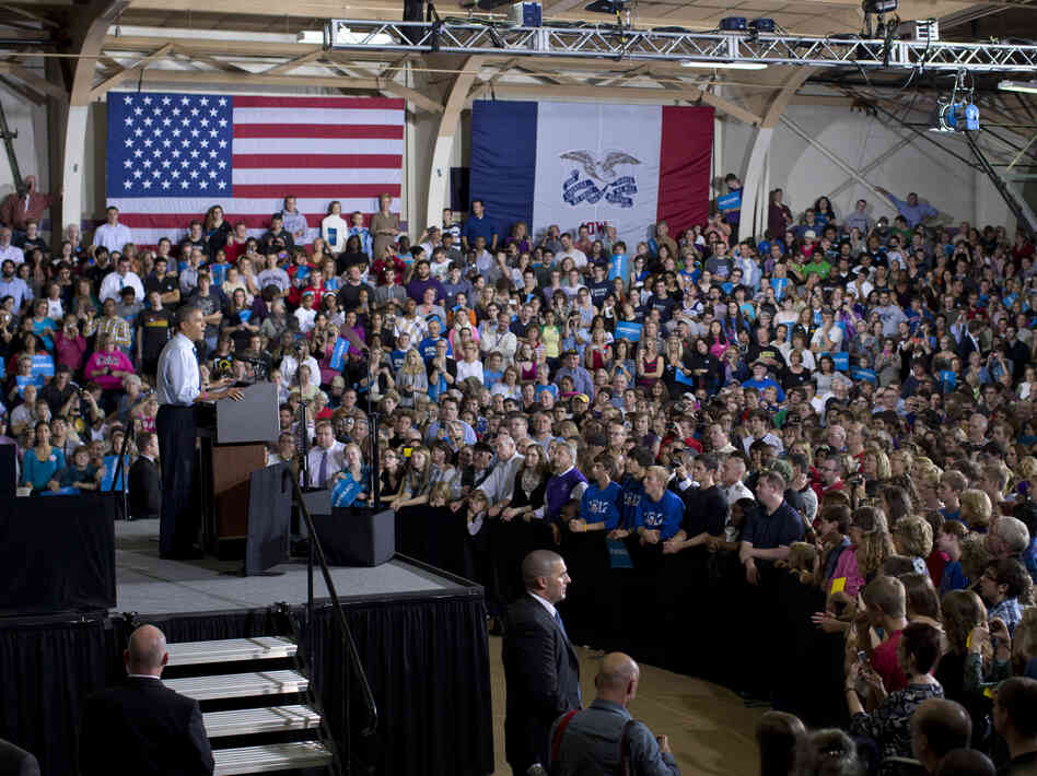 President Obama campaigned at Cornell College in Mount Vernon, Iowa, on Wednesday.