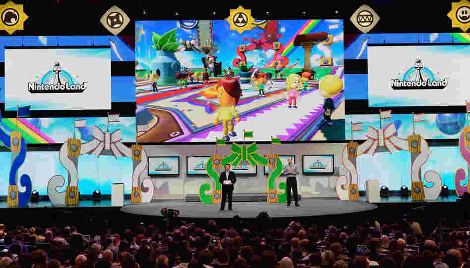 NintendoLand is a theme park game with different activities designed for Nintendo's new hand-held game console Wii U. It was presented at the Electronic Entertainment Expo in Los Angeles in June.